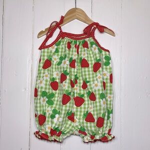 KELLYS KIDS EUC Adorable Strawberry Bubble Romper